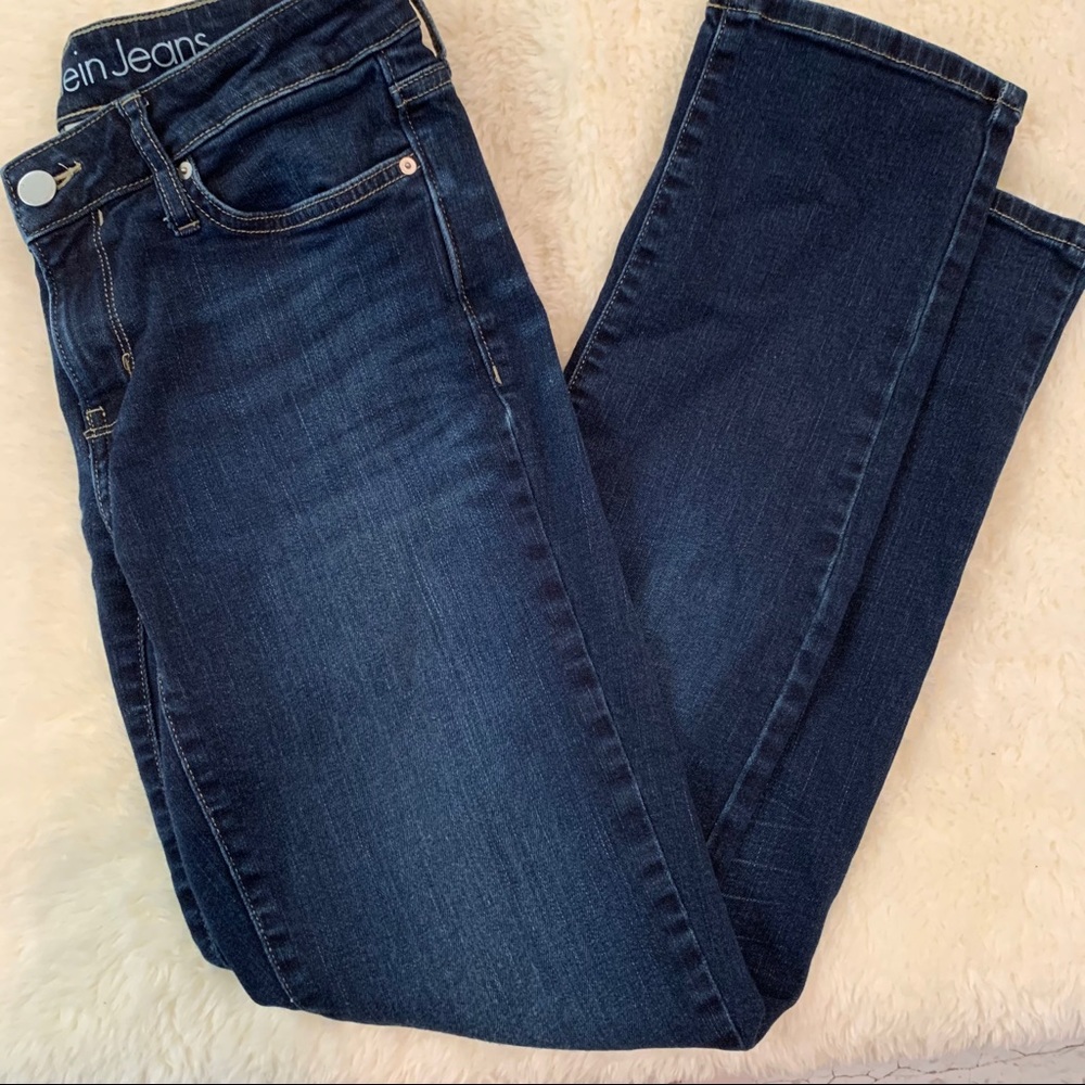 Calvin Klein Jean dark wash 27x30